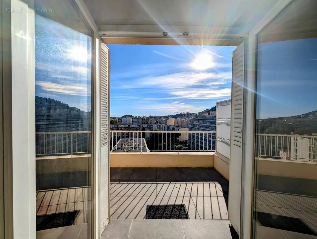 Appartement à NICE