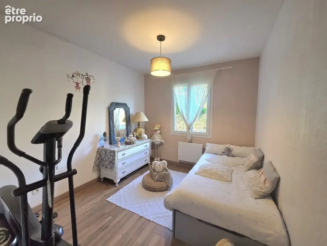 Maison 4 pièces 95 m² à vendre à Rauzan (33420) - photo 7