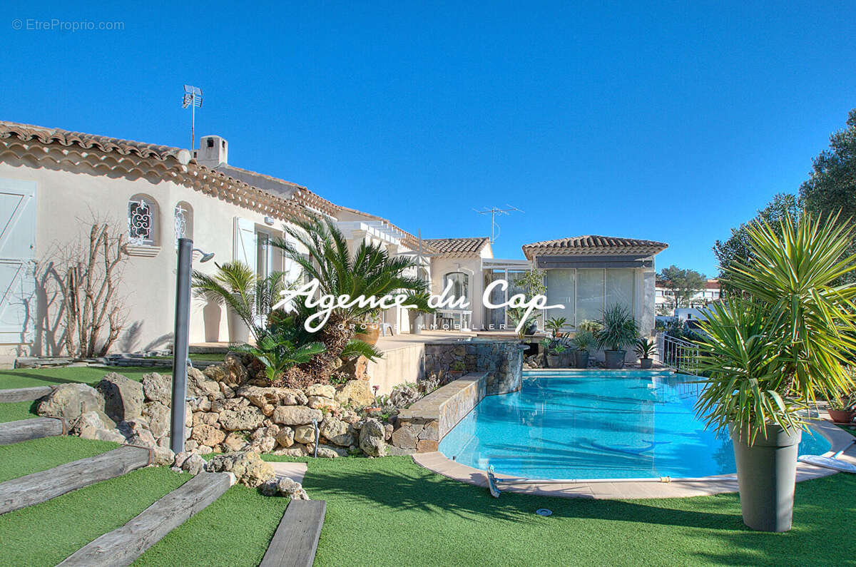 Maison à FREJUS