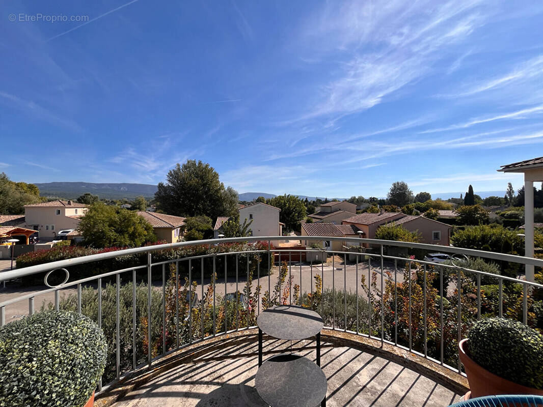 Appartement à L&#039;ISLE-SUR-LA-SORGUE