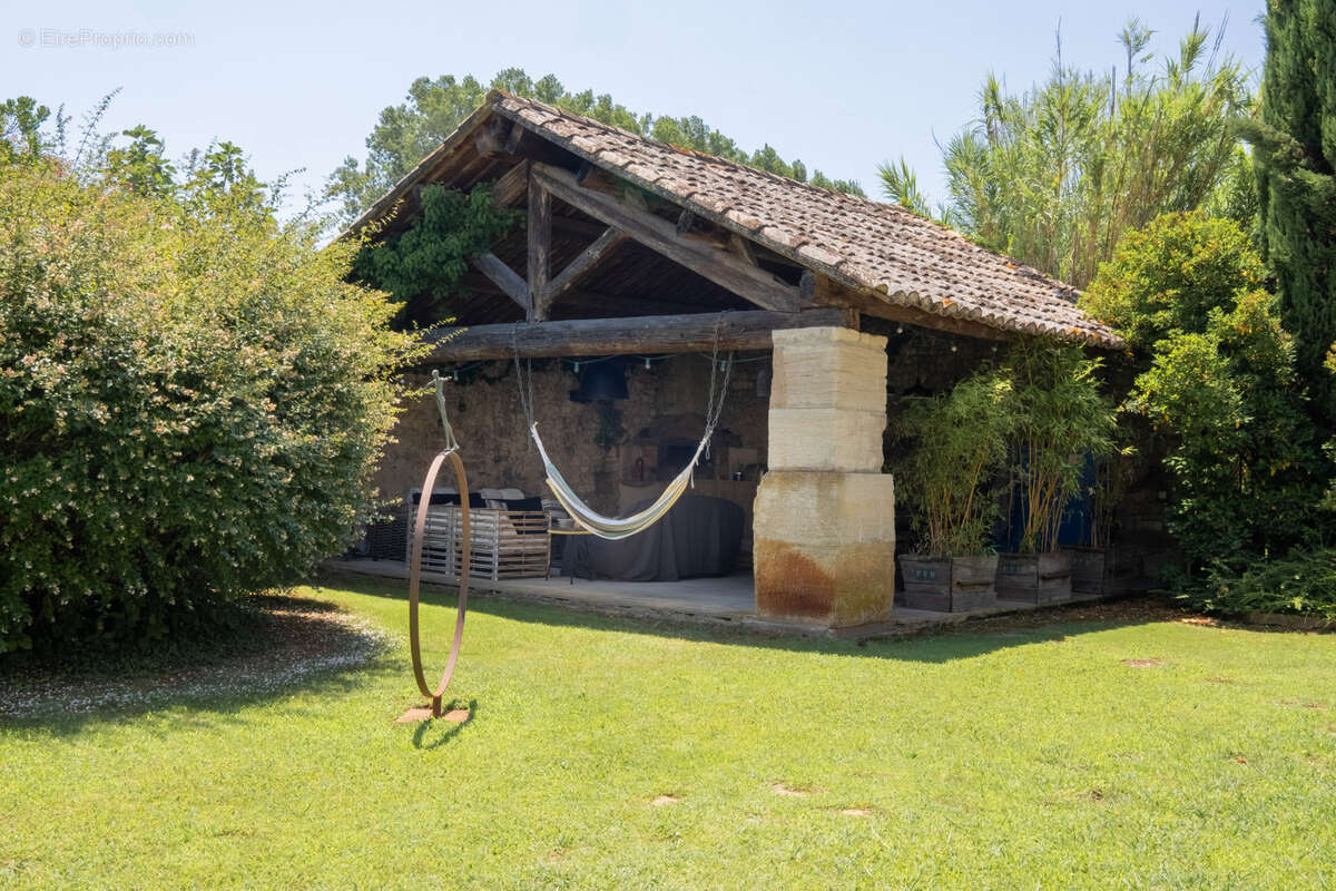 Maison à PERNES-LES-FONTAINES