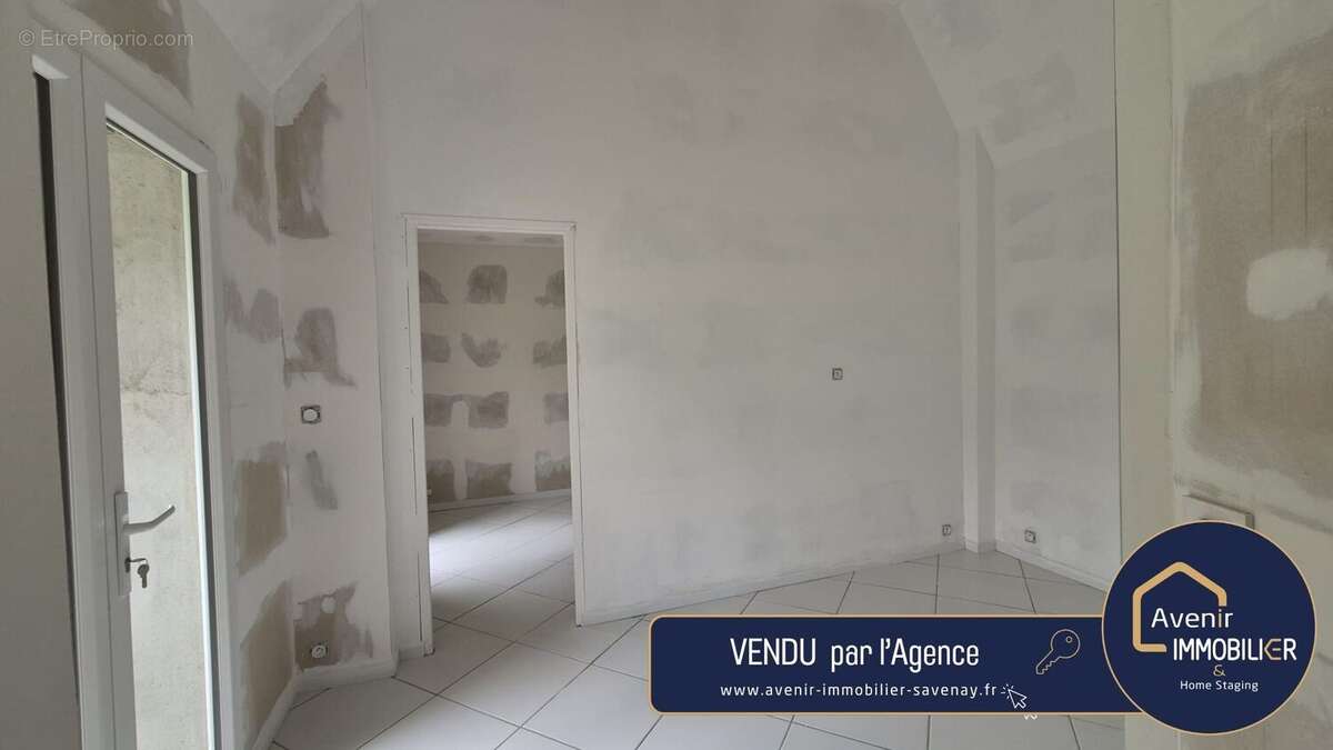 Maison à LA CHAPELLE-DES-MARAIS