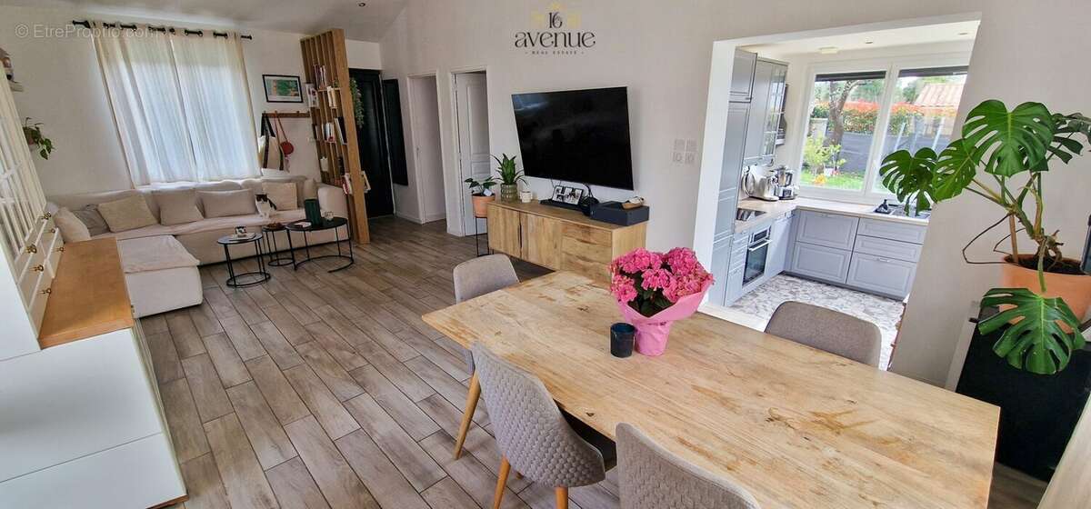 Maison 92 m² à Mouans-Sartoux  - photo 2