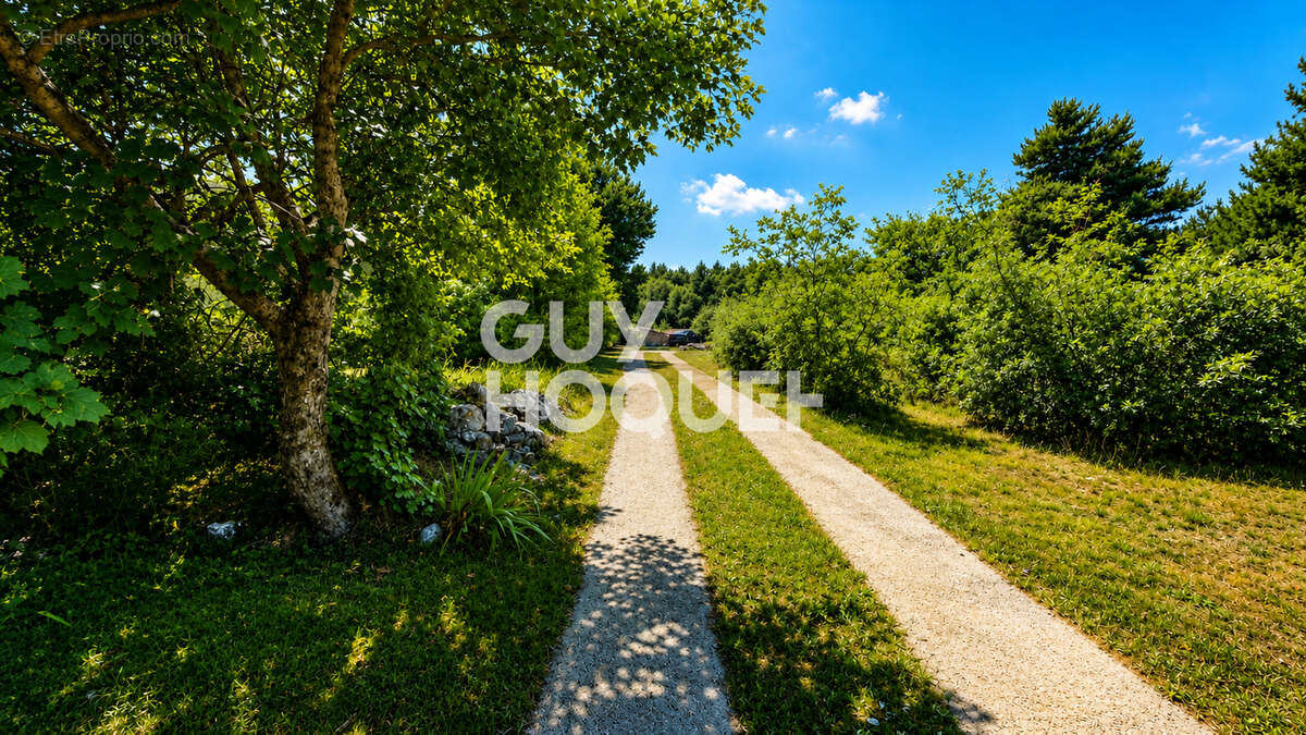 Terrain constructible à vendre - Caussols - 3 470 m² - photo 4