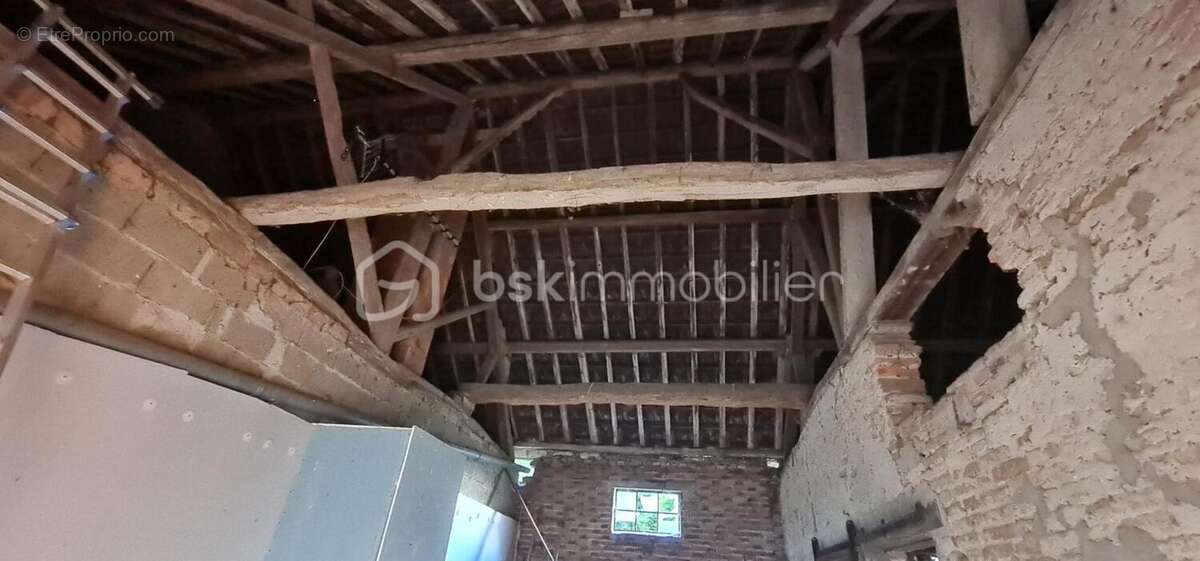 Maison à CHARNAY-LES-CHALON