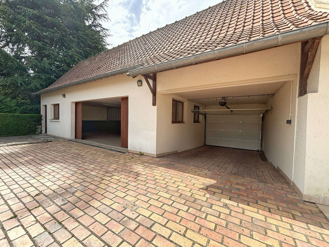 Maison - 5 chambres - 159 m2 - jardin - garage - photo 15