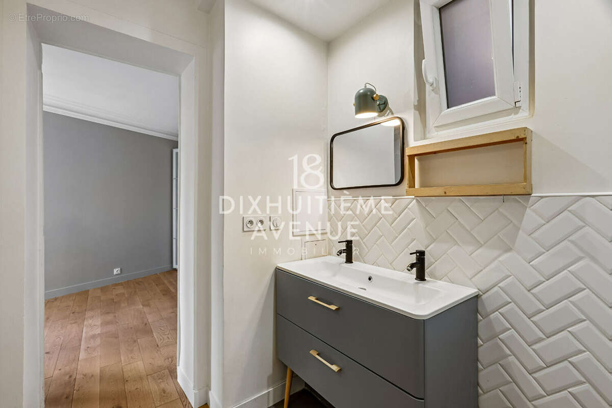 Rue de Clignancourt, 2ème étage, 3 pièces 59m² - photo 10