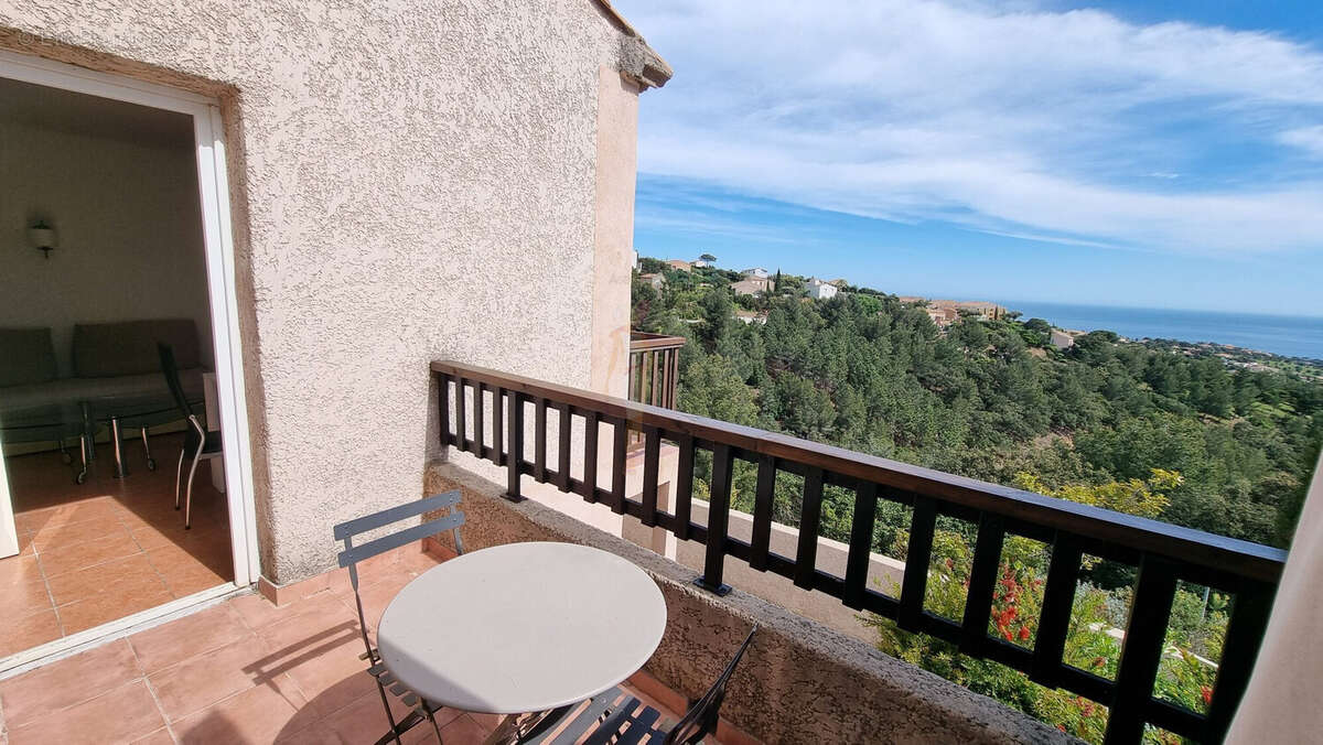 Appartement à LES ISSAMBRES