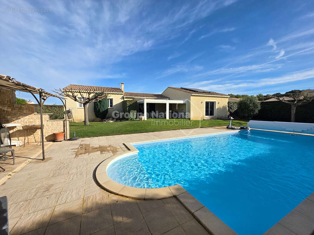 Maison à VINON-SUR-VERDON