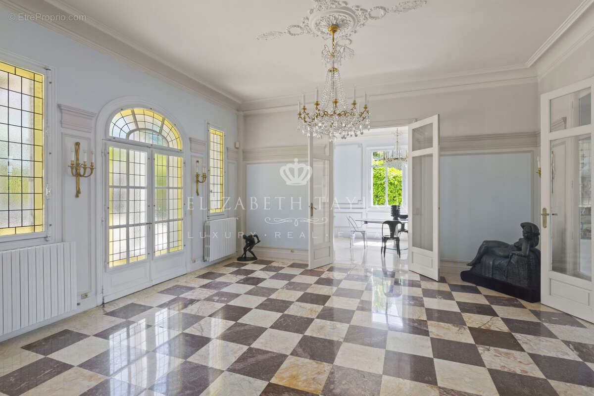 Maison à SAINT-GERMAIN-EN-LAYE