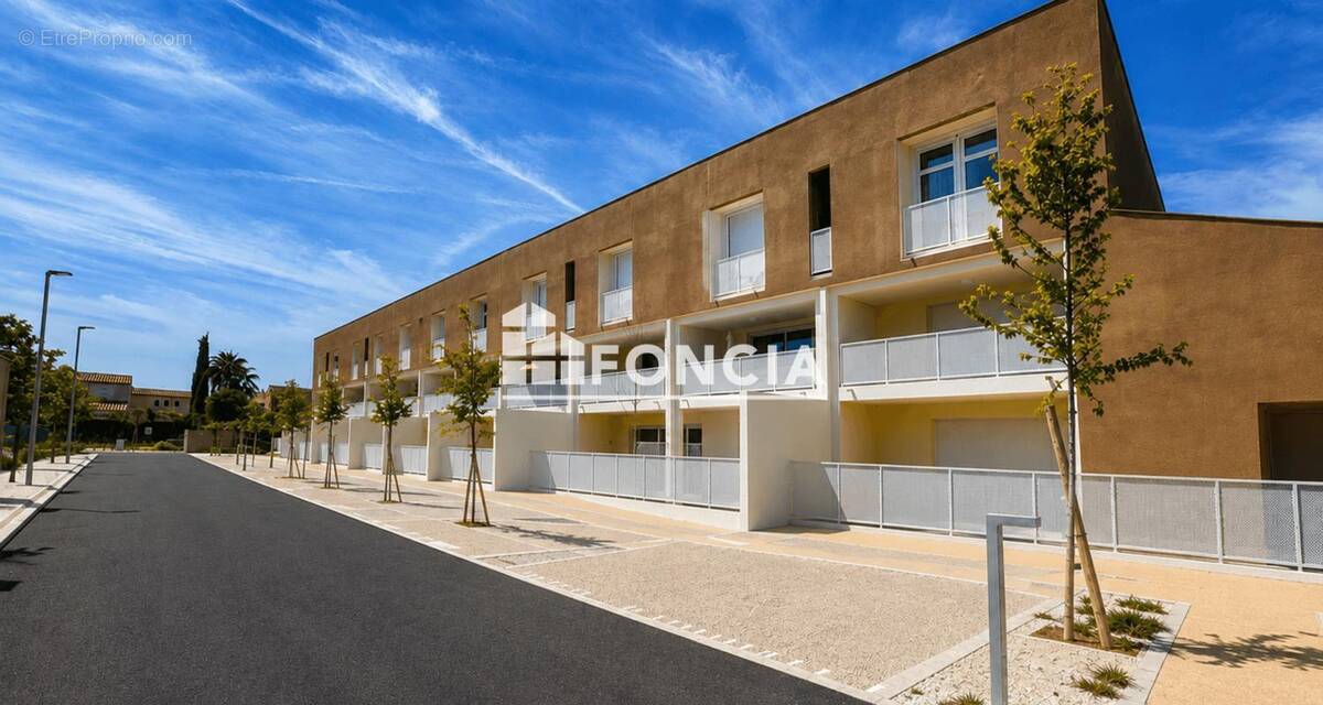 Appartement à LA LONDE-LES-MAURES