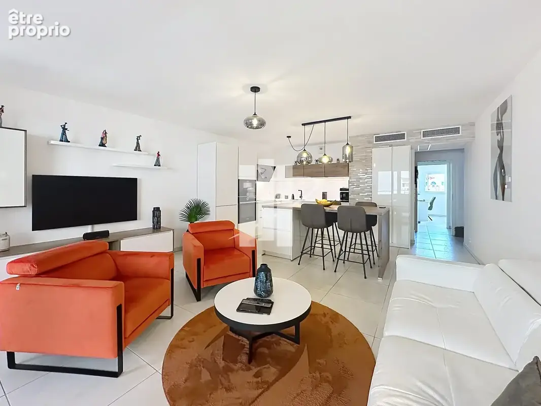 À vendre   Superbe 4 pièces dans le Triangle d’Or de Saint-Raphaël - photo 2