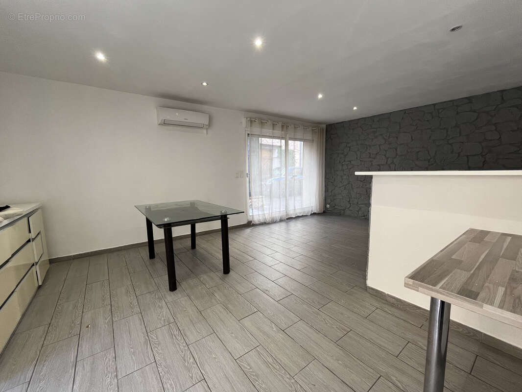 Maison à VILLELONGUE-DE-LA-SALANQUE