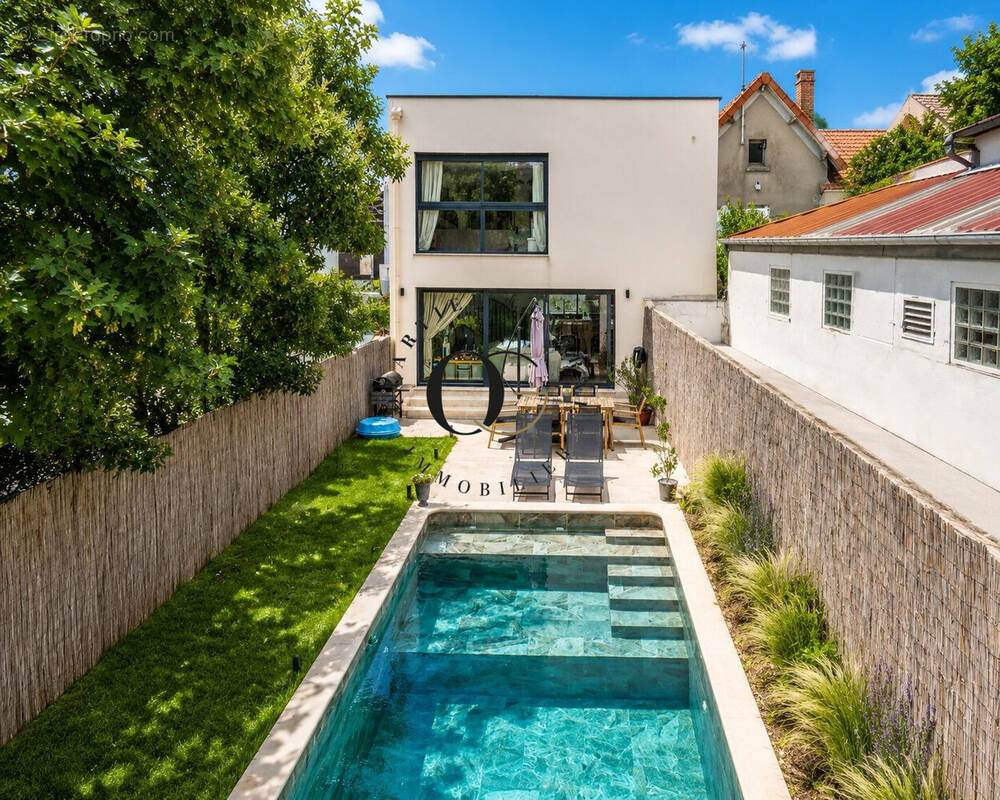 Maison à MONTREUIL