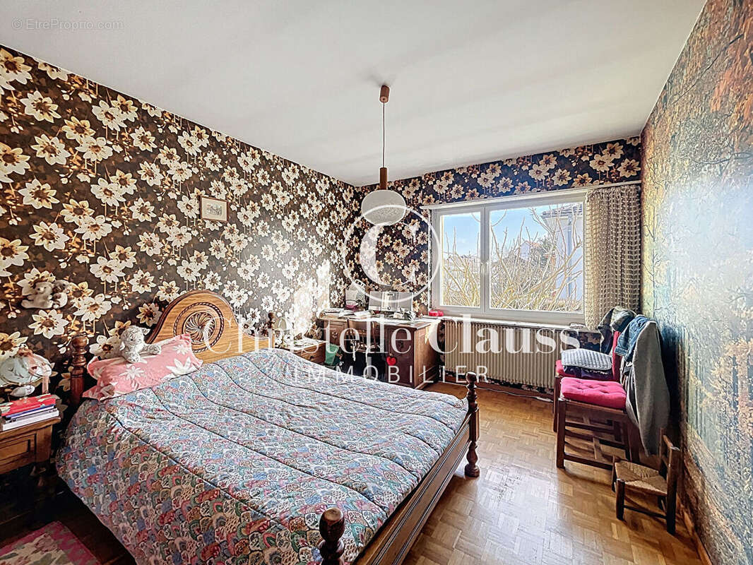 Maison à VILLAGE-NEUF