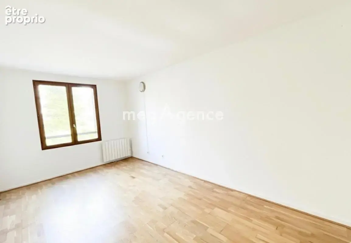 Maison familiale 182 m² – 5 chambres, jardin et garage – Centre village Saint-Nom-la-Bretèche (78860) - photo 12