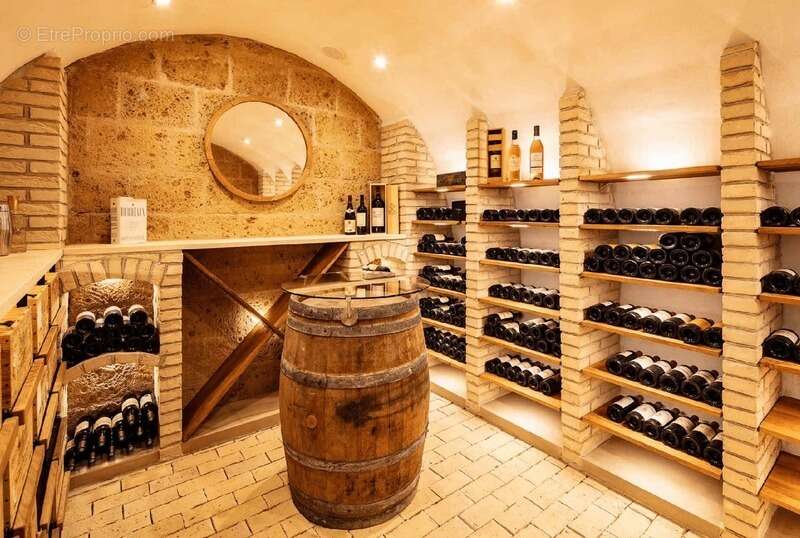 Commerce à LE CREUSOT