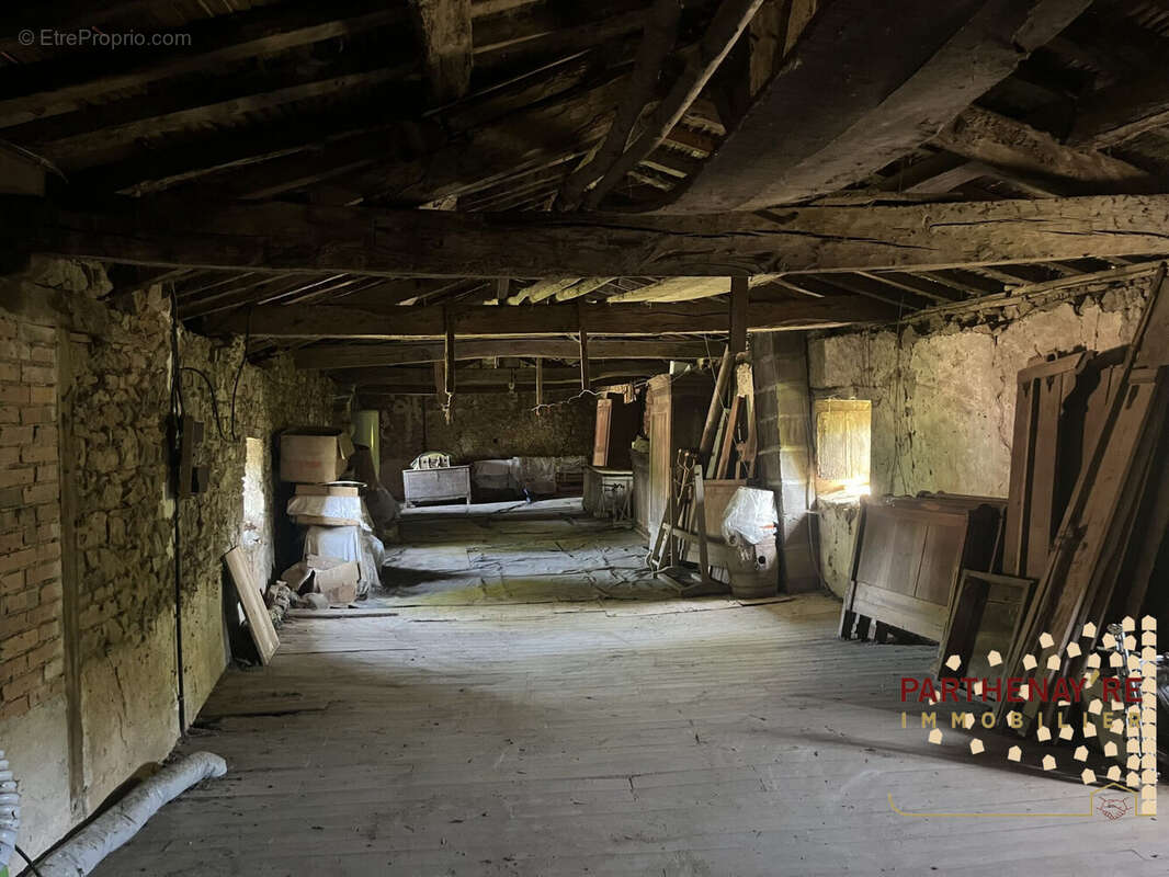 Maison à VOUHE