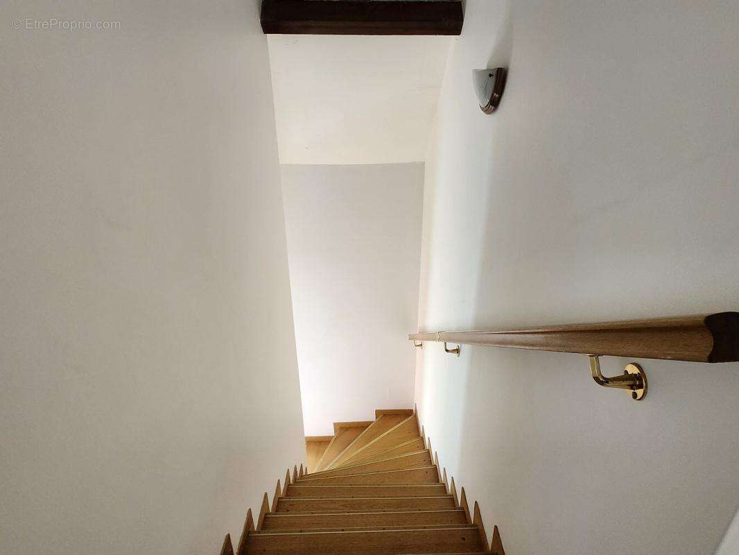 Maison à LONGUEIL-SAINTE-MARIE