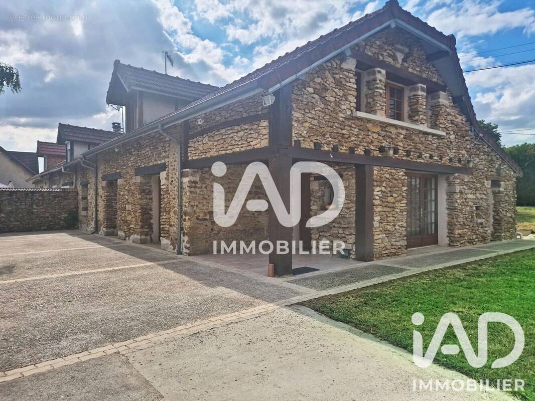 Photo 1 - Maison à ROZAY-EN-BRIE