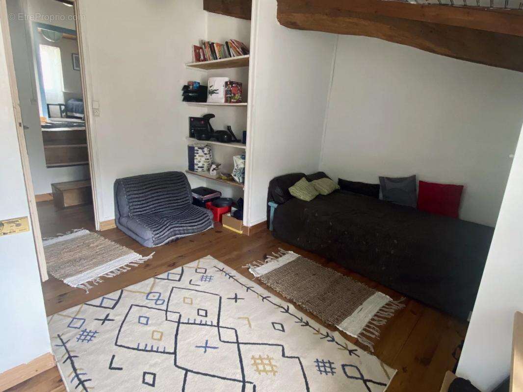 Appartement à SAINT-JEAN-D&#039;ANGELY