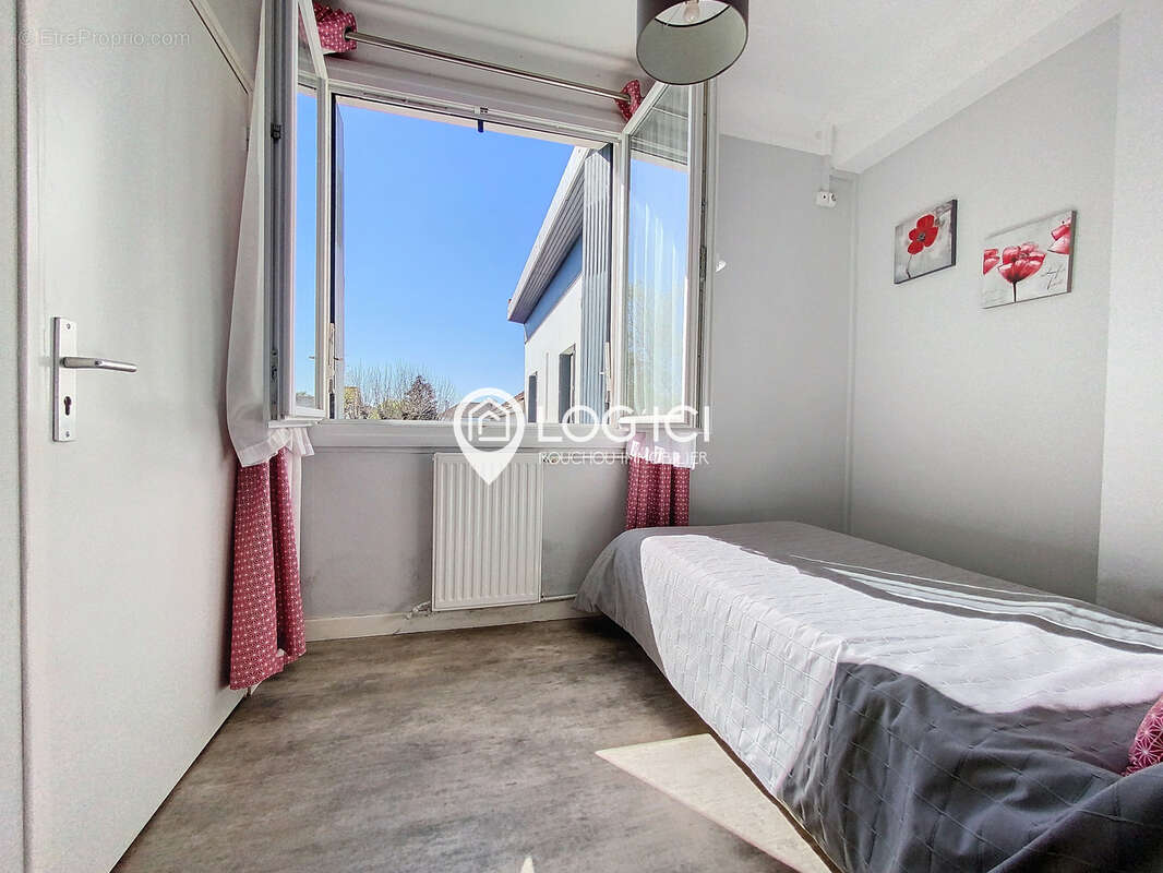 Commerce à SEVIGNACQ