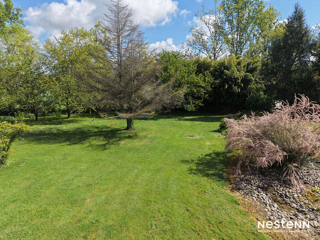 A Vendre Bâtisse en pierre de 310 m² avec dépendances sur une propriété de plus de 1,8 ha - photo 18