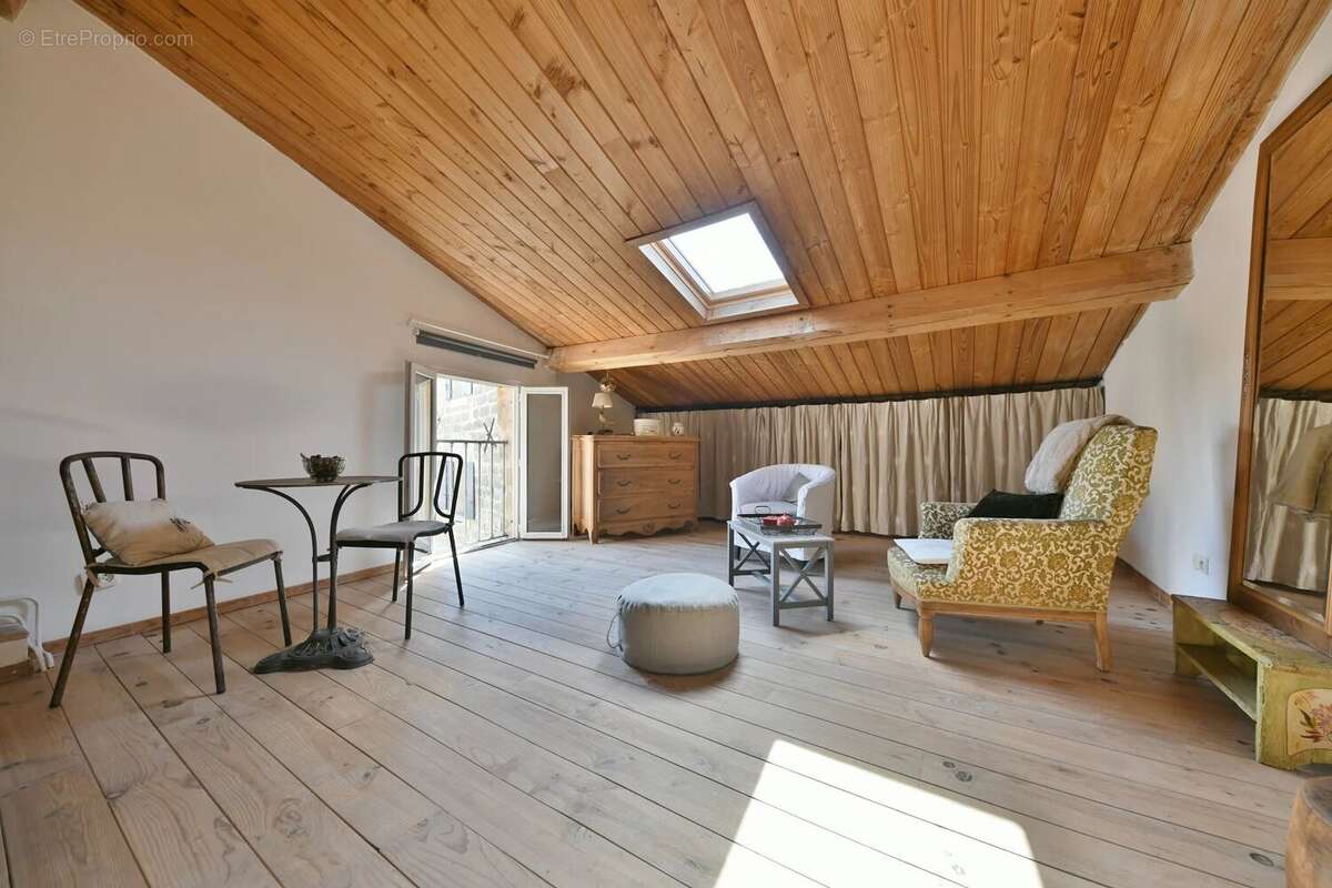 Maison à UZES