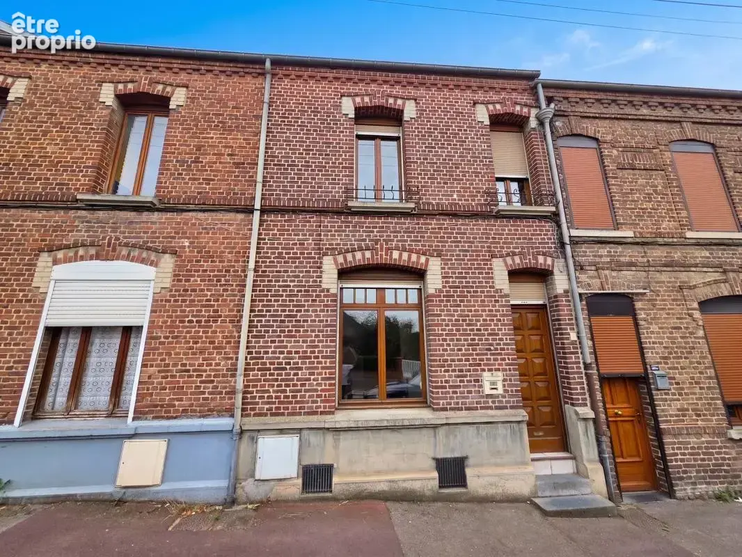 Maison mitoyenne 5 pièces avec jardin clos - photo 1