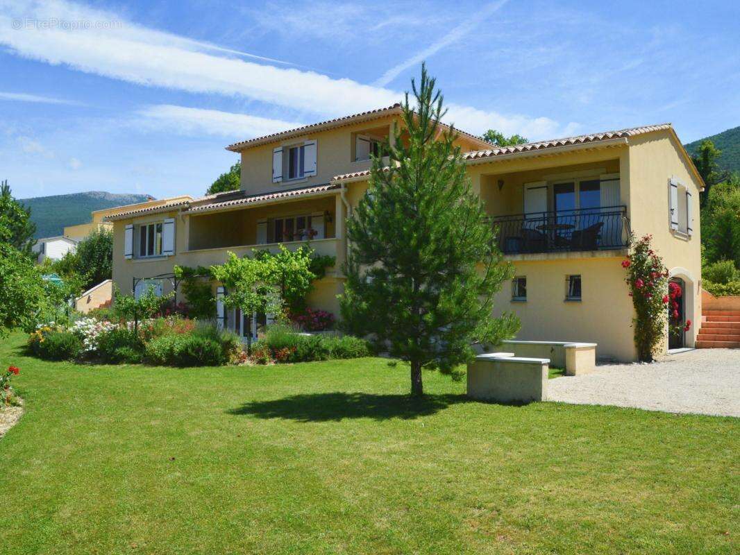 Maison À Vendre - Montbrun-les-Bains - 245 m² - photo 32