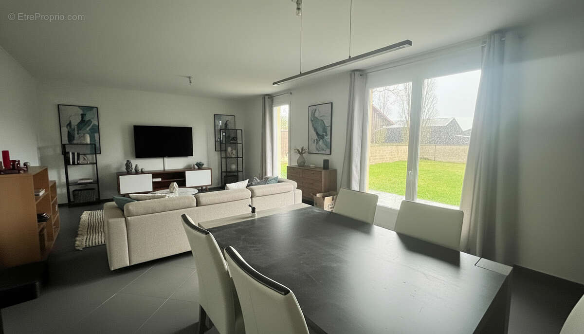 Maison à NOGENT-LE-PHAYE