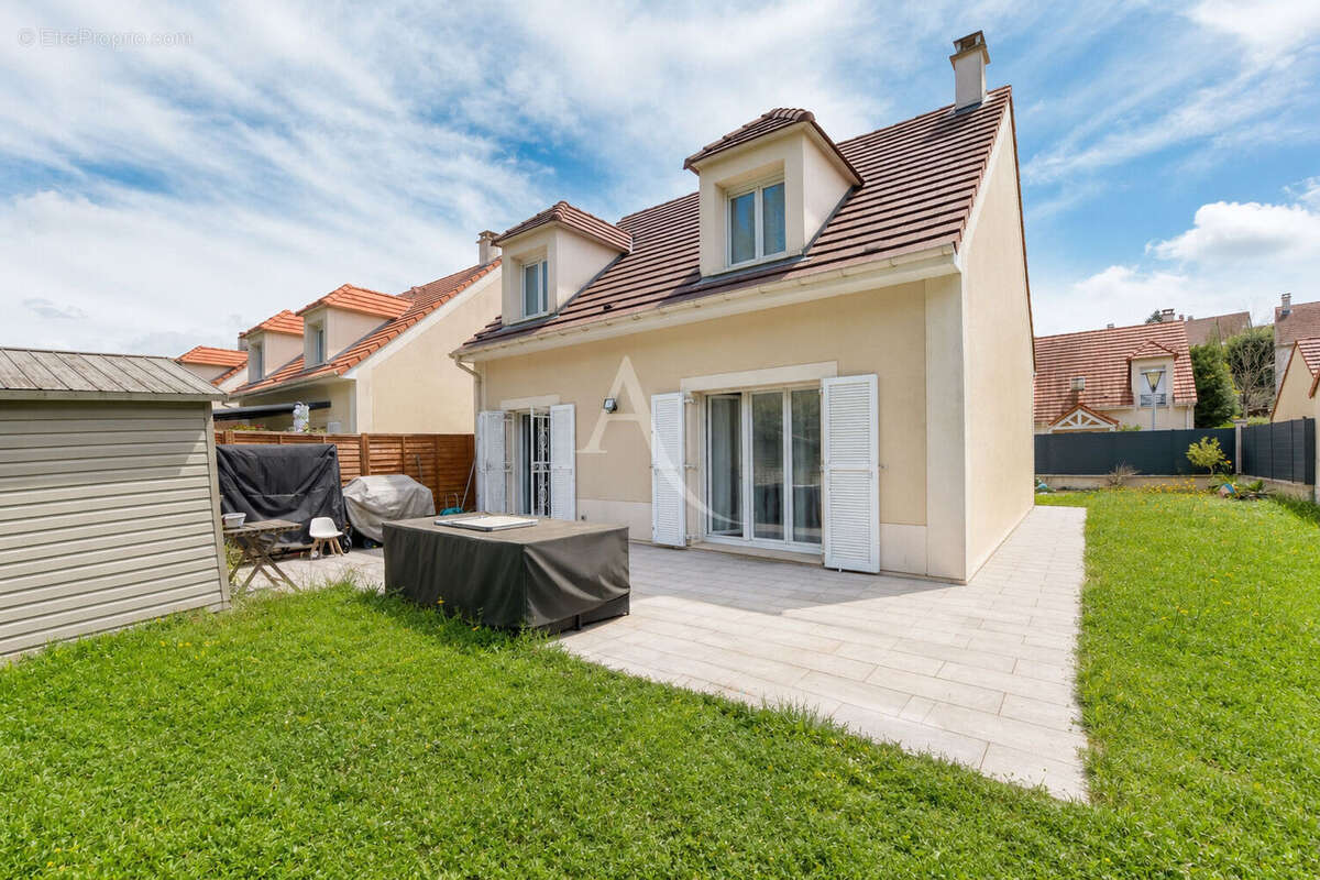 Maison à TORCY