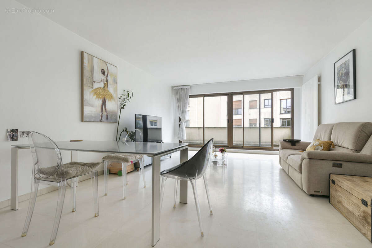 Photo 3 - Appartement à NEUILLY-SUR-SEINE
