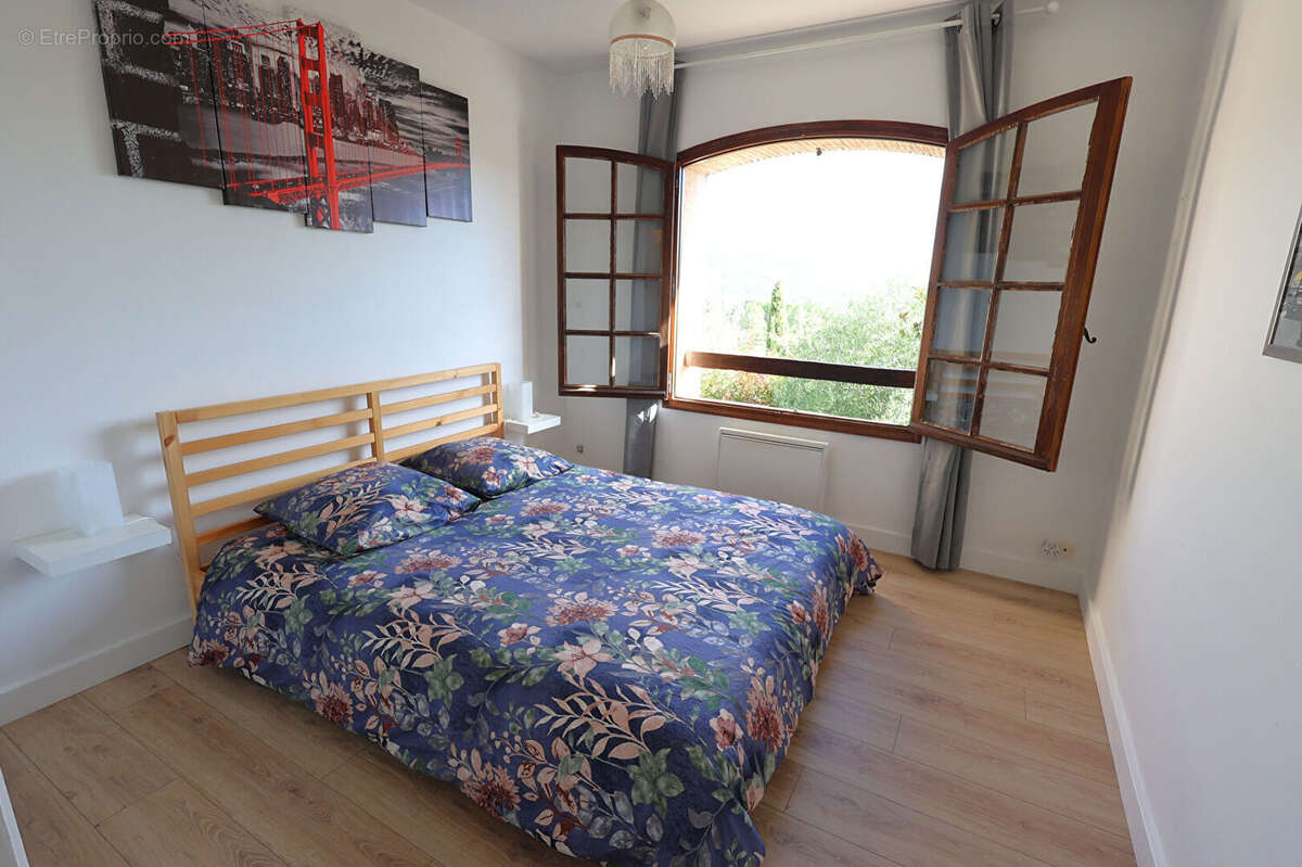 Maison de 176 m² avec piscine et terrain de 2509 m² - photo 15
