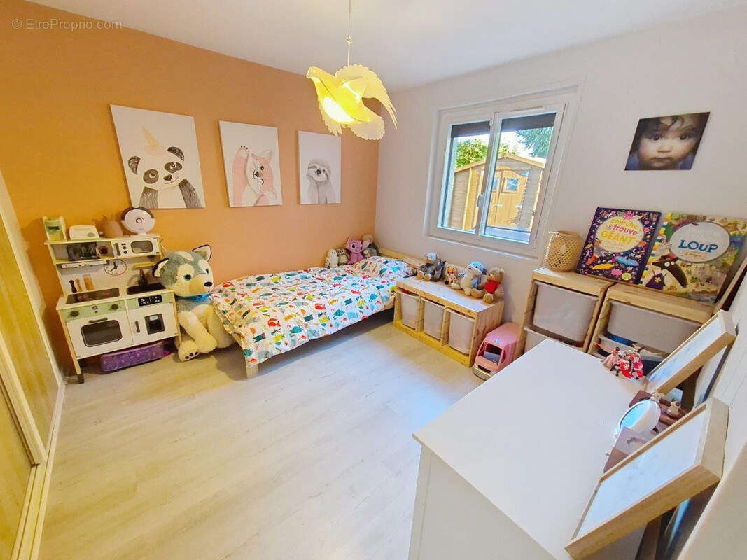 Maison à FLEURIEUX-SUR-L&#039;ARBRESLE