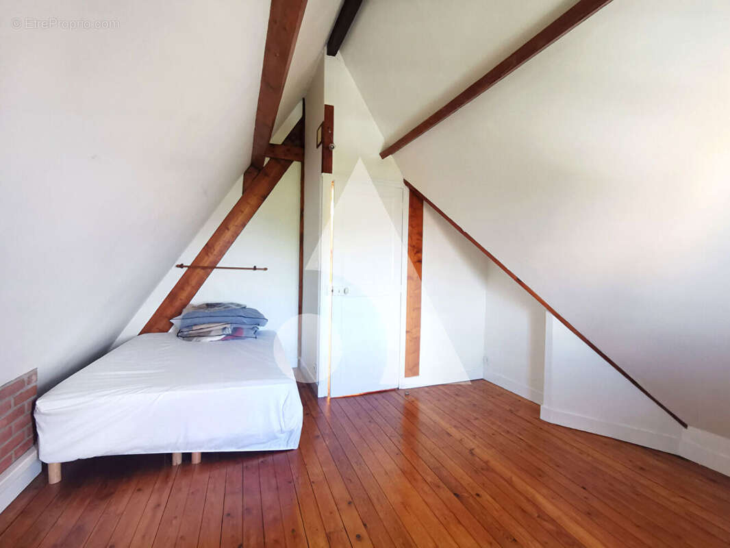 Maison à MONTIGNY-LES-CORMEILLES