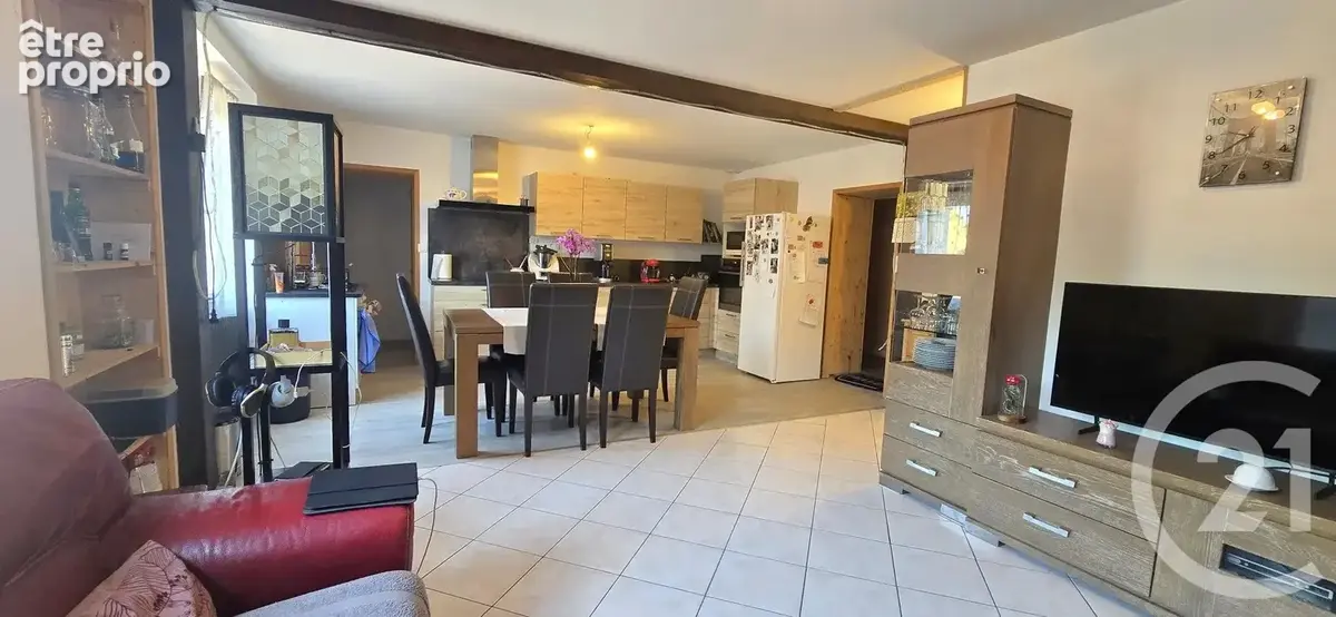 Maison 175 m² à Saint-Eusebe  - photo 2