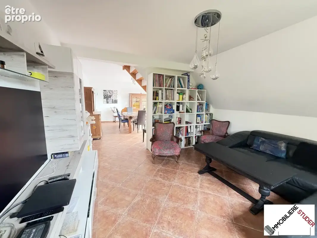 Duplex dernier étage avec balcon 11m2 + garage + parking - photo 2