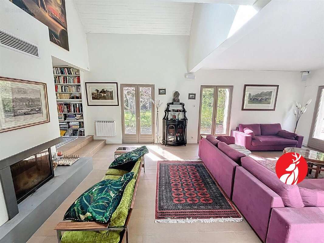 Maison à NOISY-SUR-ECOLE