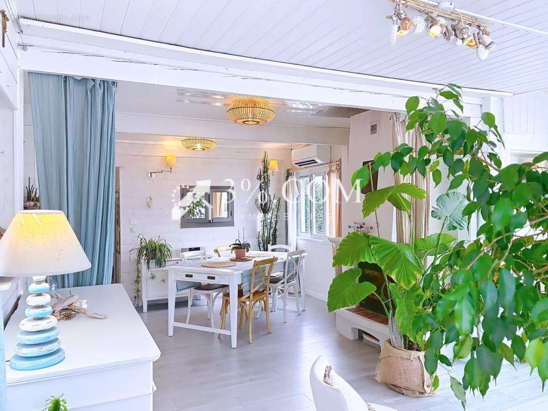 Maison à GRUISSAN
