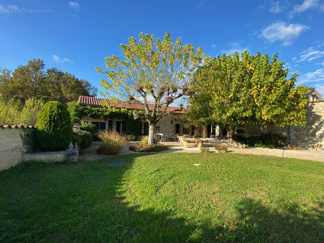 Maison à PESCADOIRES