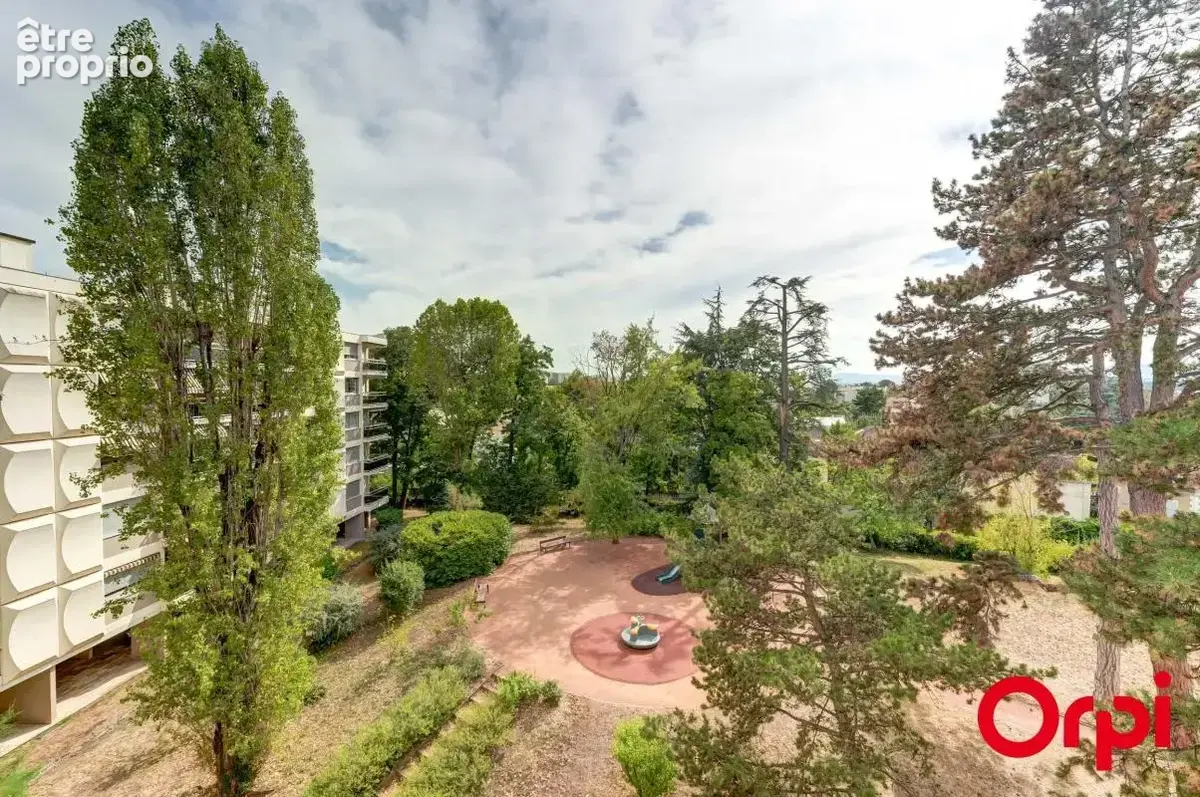 Appartement de type 4 avec terrasse et parking - photo 9
