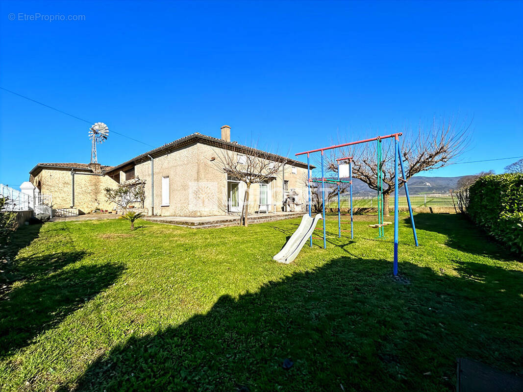 Maison à UPIE