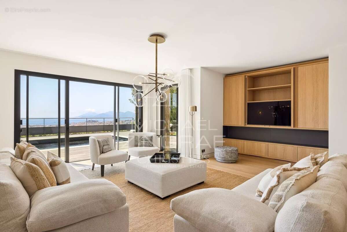 Maison à CANNES