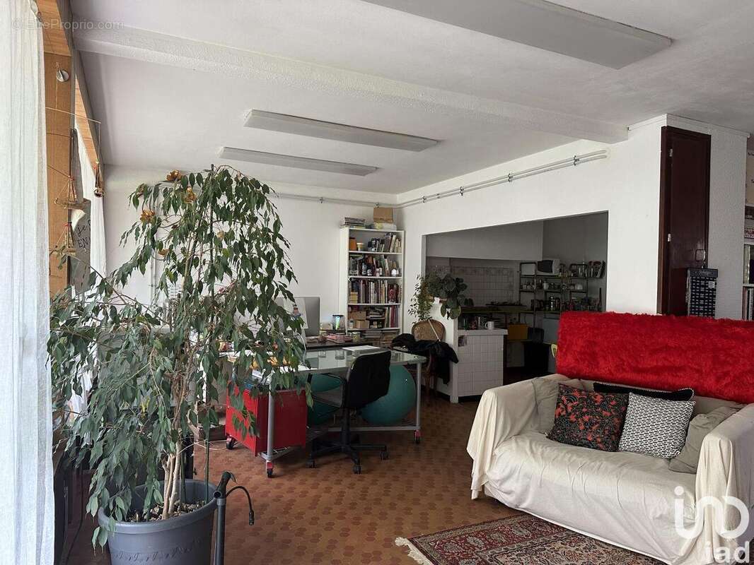 Photo 3 - Commerce à RAMONVILLE-SAINT-AGNE