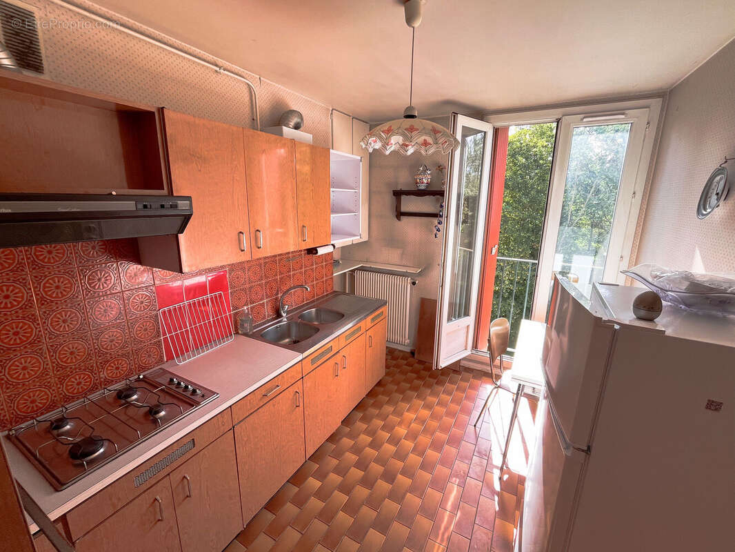 Photo 3 - Appartement à SAINT-GERMAIN-LES-ARPAJON