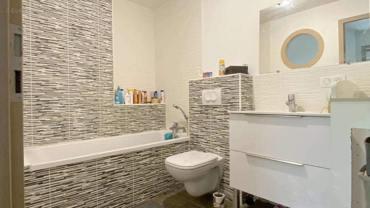 Appartement à SAINTE-CONSORCE