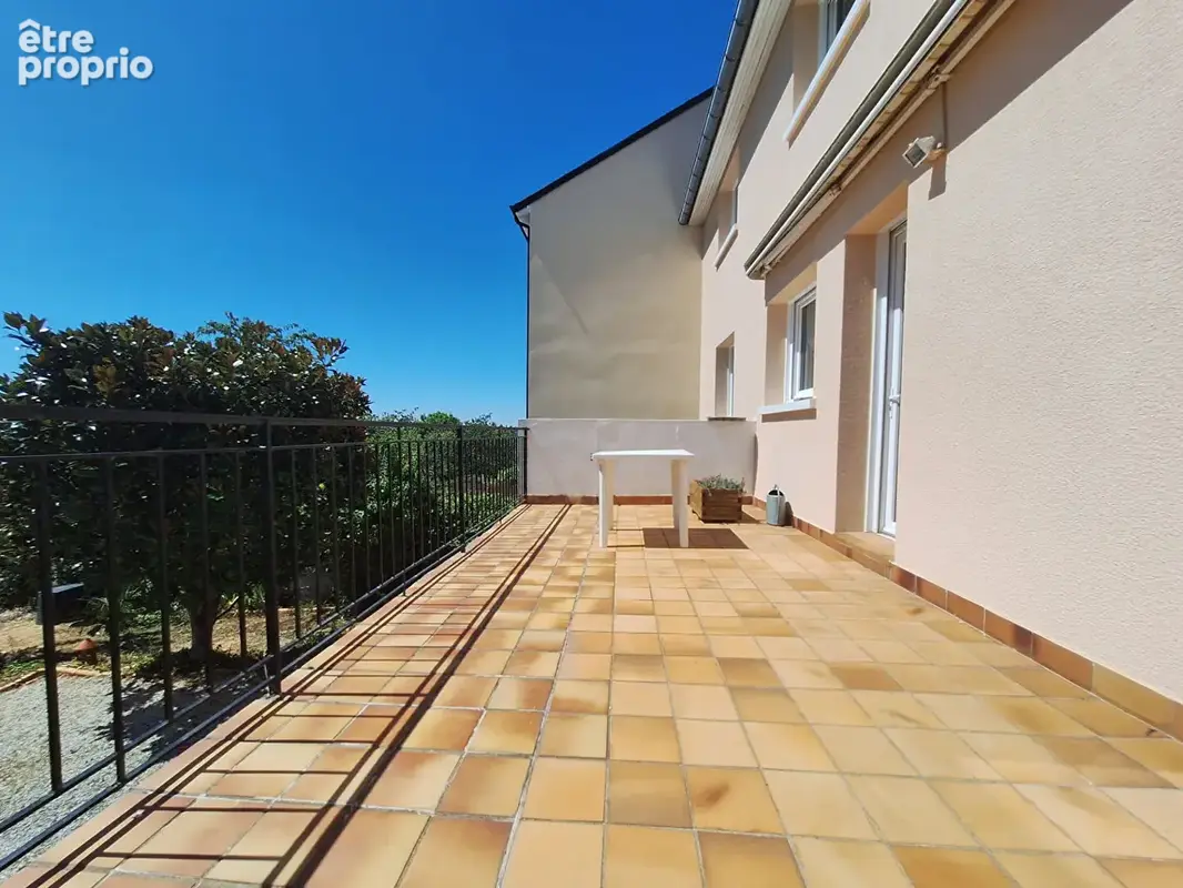 Maison avec chambres plain pied - 164  m² - LES MAILLETS - photo 13