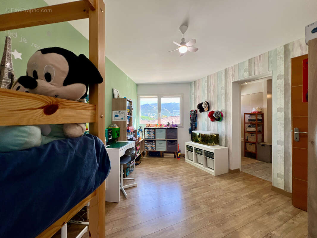 Maison à MARSEILLE-11E