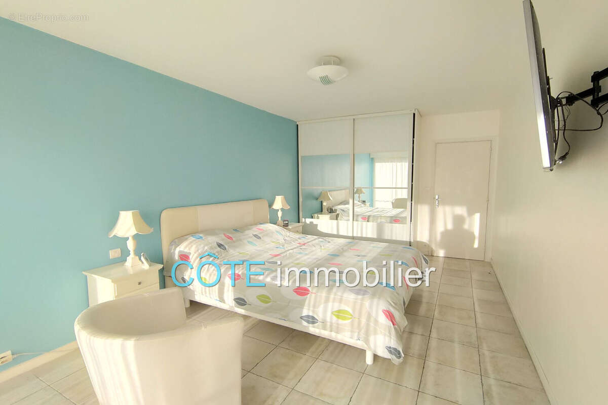 Appartement à VALLAURIS